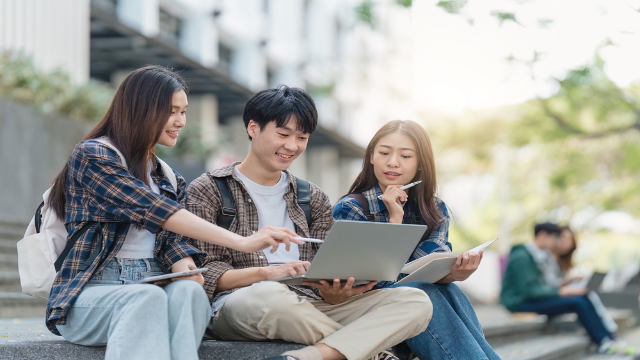 Inilah Daftar Universitas Terbaik Di Tanggerang, Tertarik?